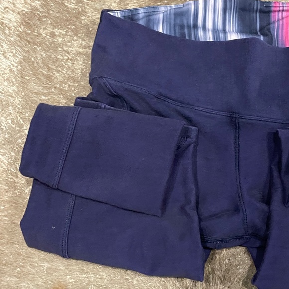 Lululemon Leggings Waist Straight Inseam Navy Blue Size 4 - Picture 4 of 9